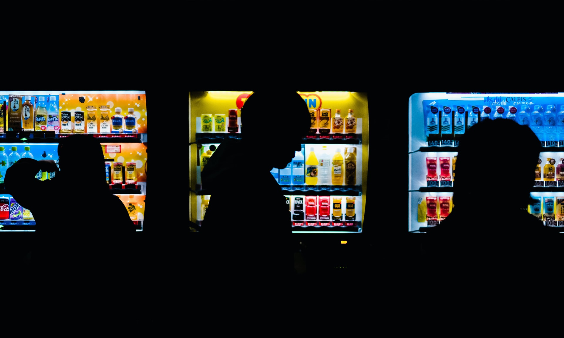 What Item Did the First Vending Machines in the United States dispense?